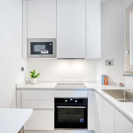 Appartement Guesthost - Luxury Oikos - With Parking Pérouse