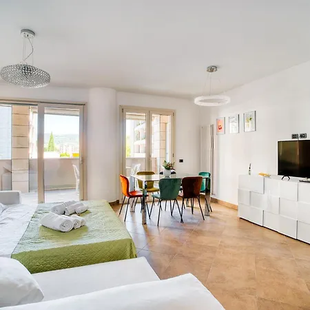 Apartamento Luxury Oikos - With Parking *