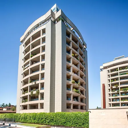 Apartament Guesthost - Luxury Oikos - With Parking Perugia