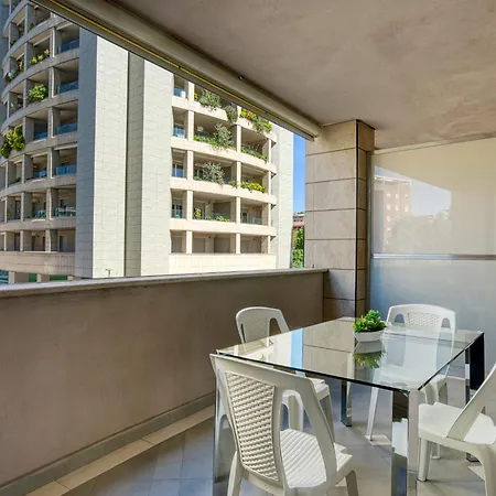 Guesthost - Luxury Oikos - With Parking Apartmán