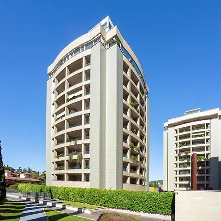 Guesthost - Luxury Oikos - With Parking * Perugia