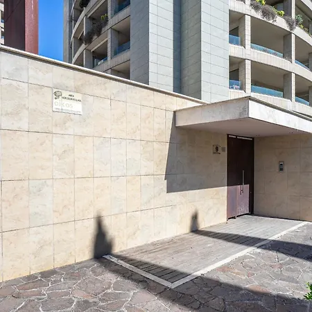 Guesthost - Luxury Oikos - With Parking