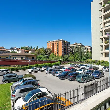 Luxury Oikos - With Parking *