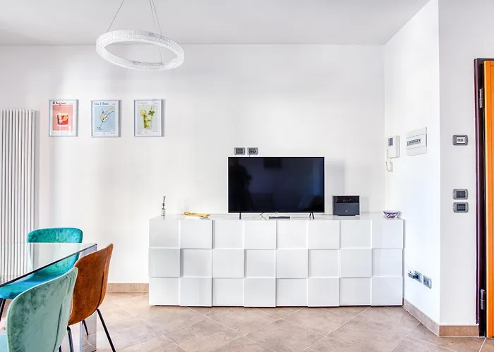 Guesthost - Luxury Oikos - With Parking *